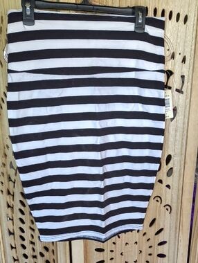 torrid Black and White Striped Pencil Skirt